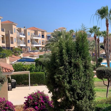 King'S Palace - Spacious 2 Bed, 2 Bath With Sea And Pool Views Lejlighed Paphos Eksteriør billede