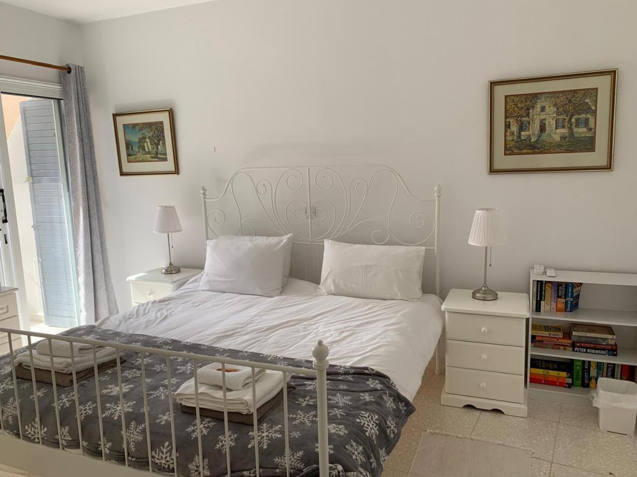 King'S Palace - Spacious 2 Bed, 2 Bath With Sea And Pool Views Paphos Eksteriør billede