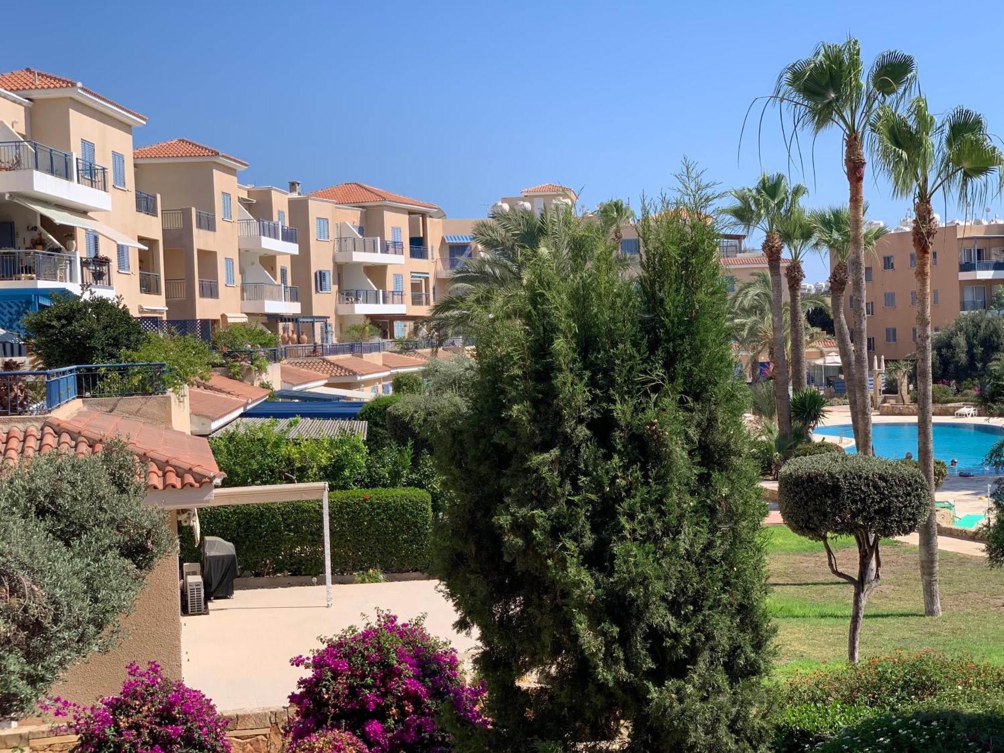 King'S Palace - Spacious 2 Bed, 2 Bath With Sea And Pool Views Lejlighed Paphos Eksteriør billede